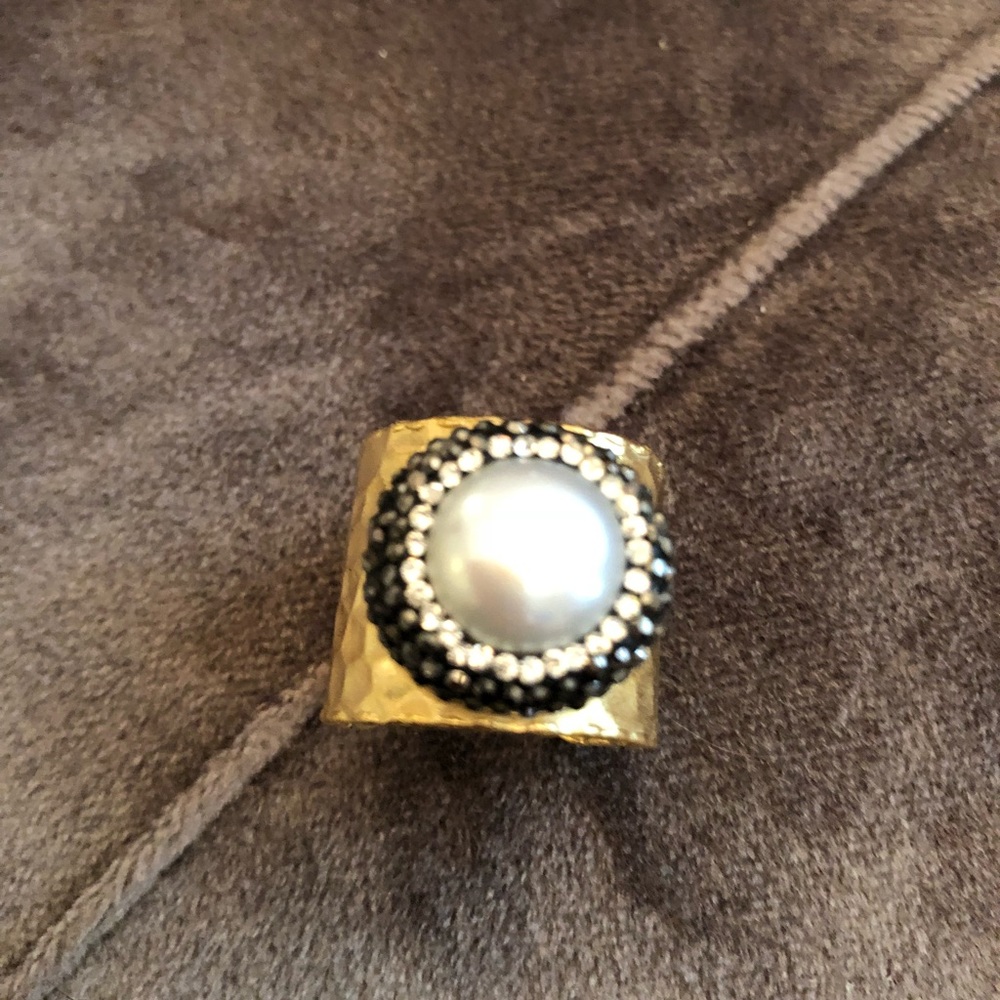 Ring - Picture 6 of 7
